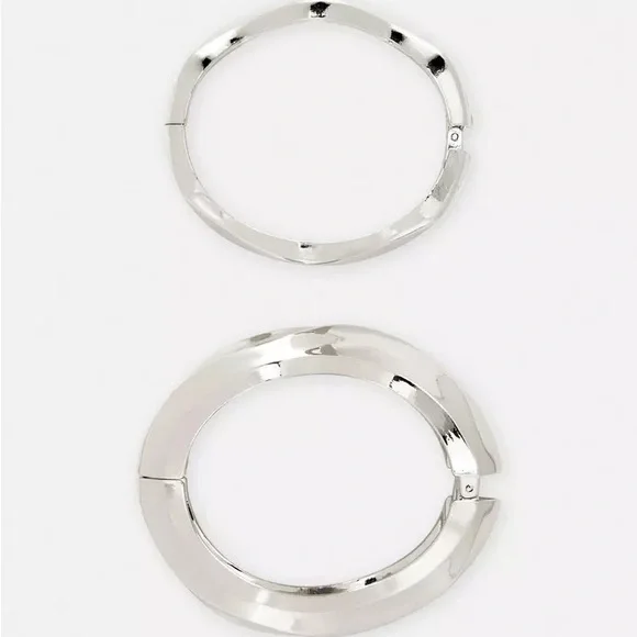 Primark X Rita Ora Collab : 2-Pack Silver Molded Bangles | NWT | Limited Edition - Picture 3 of 4